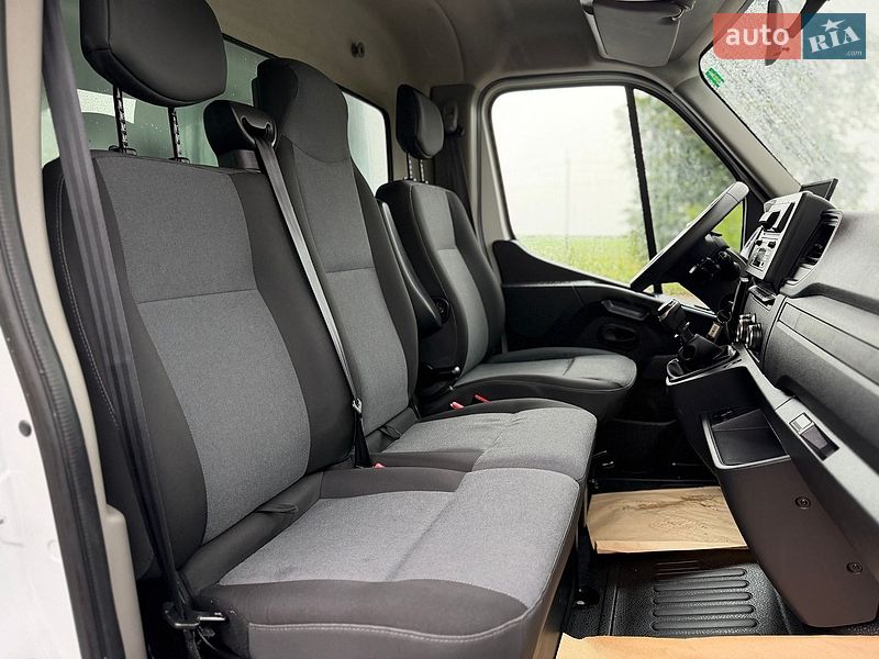 Вантажний фургон Renault Master 2019 в Дубні