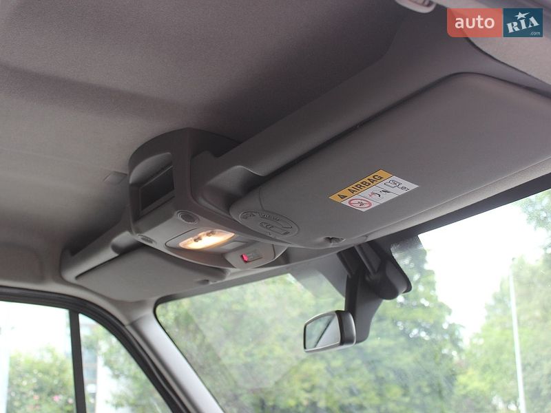 Микроавтобус грузовой (до 3,5т) Renault Master 2020 в Днепре