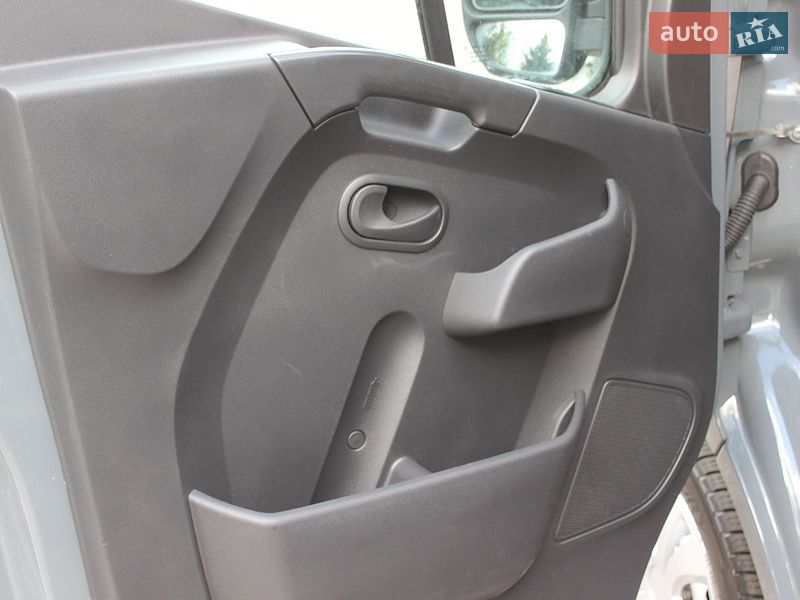 Мікроавтобус вантажний (до 3,5т) Renault Master 2020 в Дніпрі