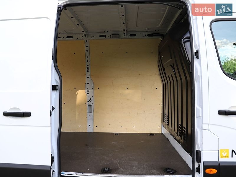Грузовой фургон Renault Master 2024 в Дрогобыче