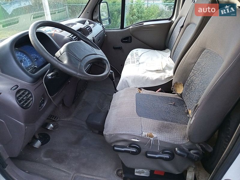 Мінівен Renault Master 1998 в Смілі
