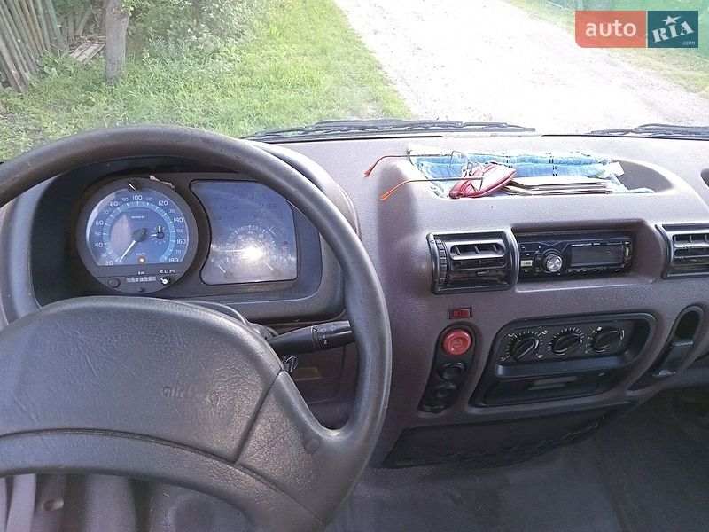 Мінівен Renault Master 1998 в Смілі