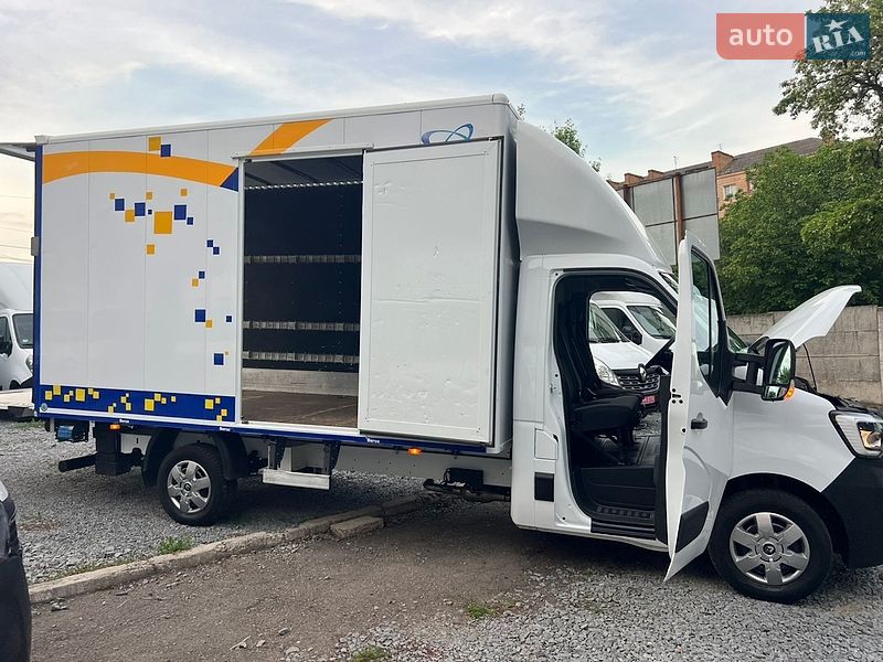 Інші вантажівки Renault Master 2023 в Рівному