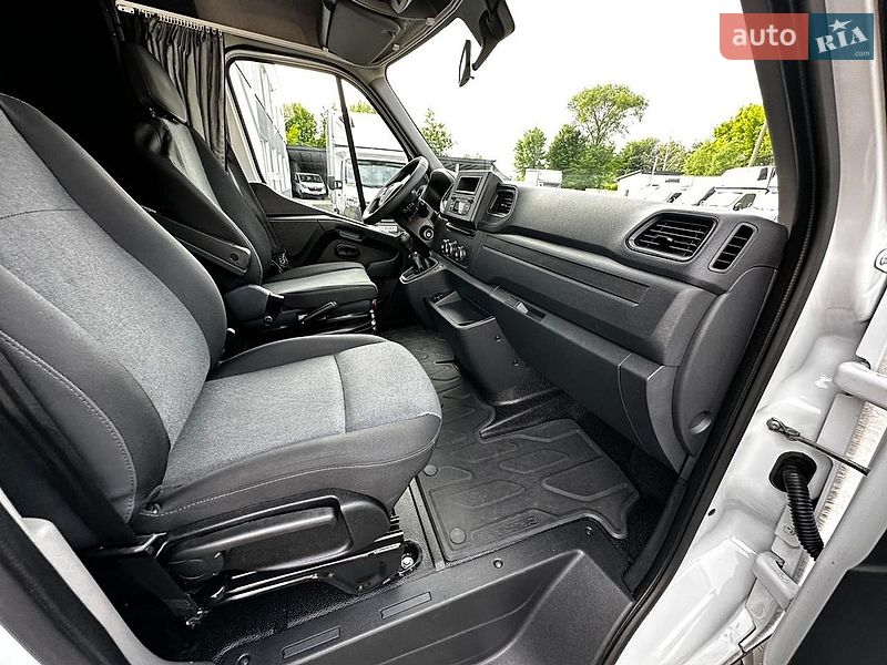Другие грузовики Renault Master 2023 в Киеве