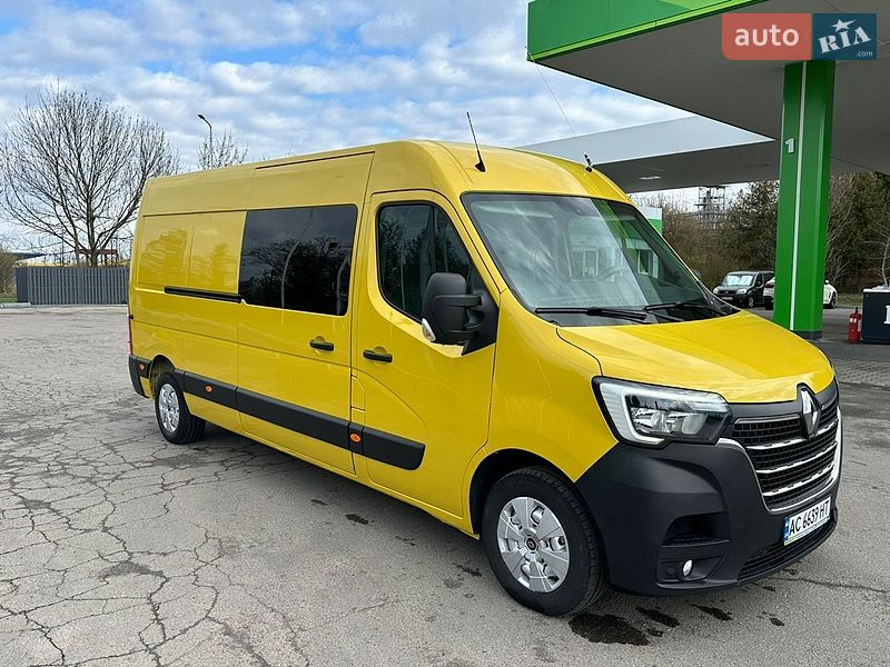 Грузопассажирский фургон Renault Master 2020 в Владимире