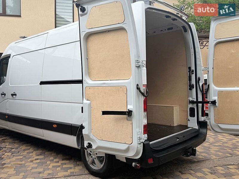 Вантажний фургон Renault Master 2023 в Києві