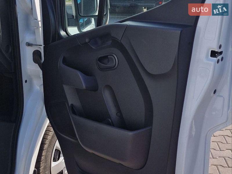 Вантажний фургон Renault Master 2020 в Бердичеві