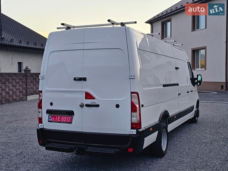 Грузовой фургон Renault Master 2018 в Дубно