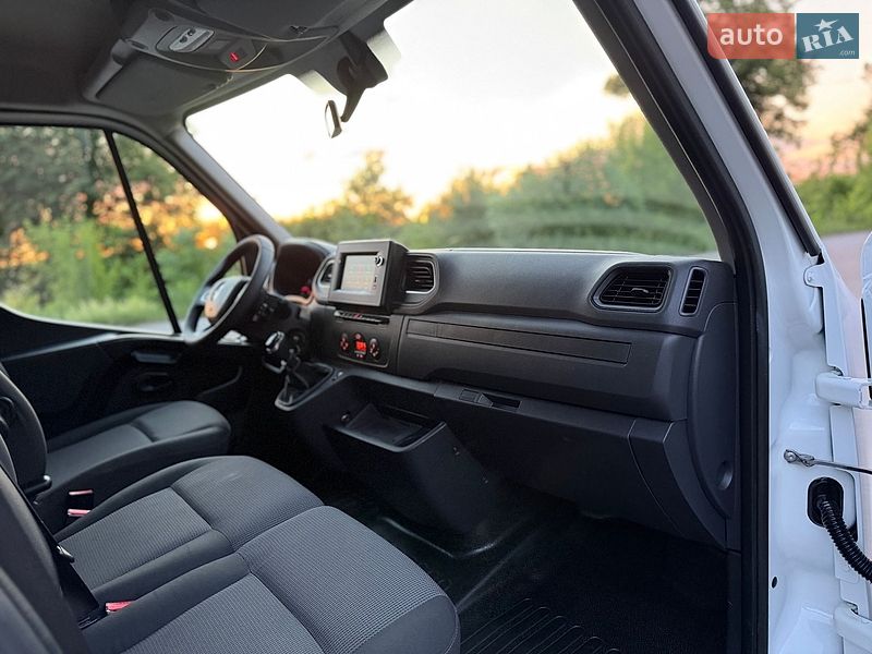 Грузовой фургон Renault Master 2020 в Дубно