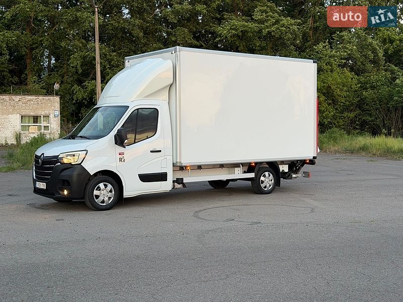 Грузовой фургон Renault Master 2020 в Дубно