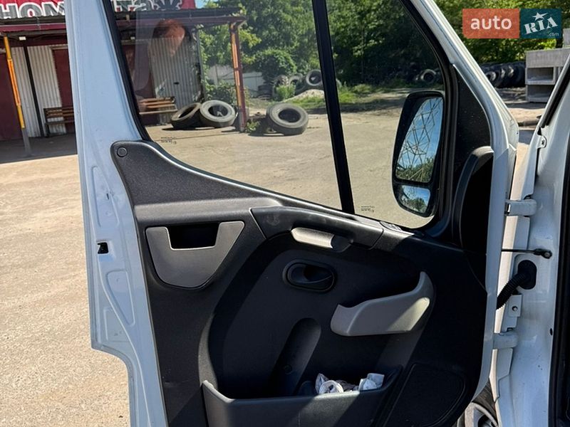 Вантажний фургон Renault Master 2016 в Києві фото 14 Вантажний фургон Renault Master 2016 в Києві