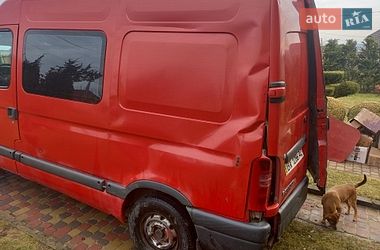 Минивэн Renault Master 2000 в Городке