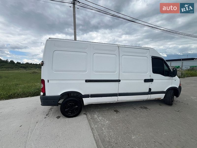 Грузовой фургон Renault Master 2008 в Львове