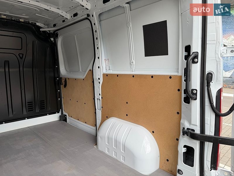 Грузовой фургон Renault Master 2021 в Луцке