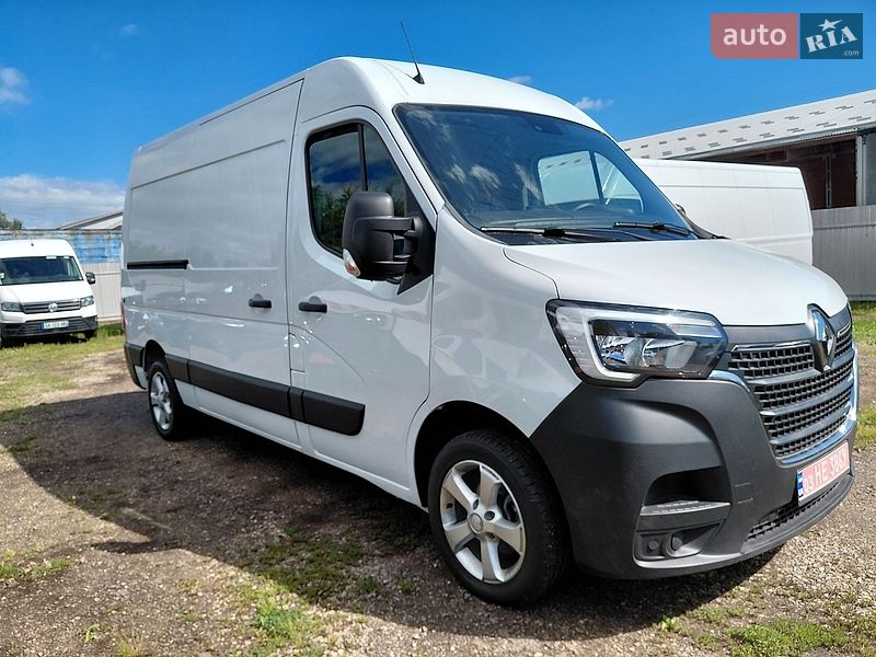 Вантажний фургон Renault Master 2022 в Івано-Франківську