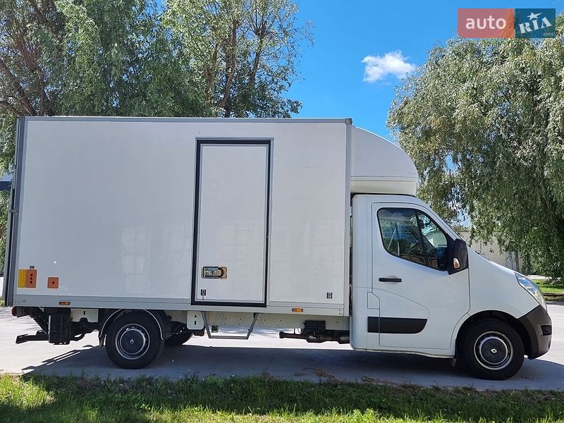 Микроавтобус грузовой (до 3,5т) Renault Master 2017 в Василькове