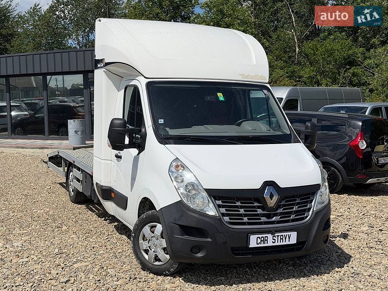 Автовоз Renault Master 2017 в Стрию