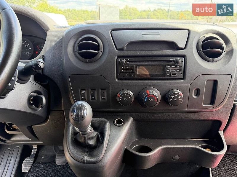 Автовоз Renault Master 2017 в Стрию