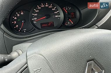 Вантажний фургон Renault Master 2019 в Львові