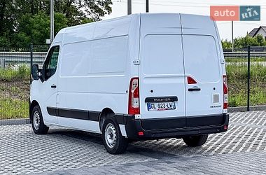 Вантажний фургон Renault Master 2022 в Рівному