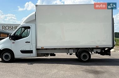 Вантажний фургон Renault Master 2017 в Радивиліві