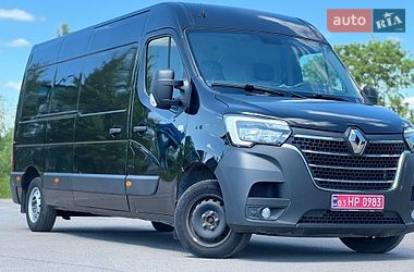 Вантажний фургон Renault Master 2021 в Рівному