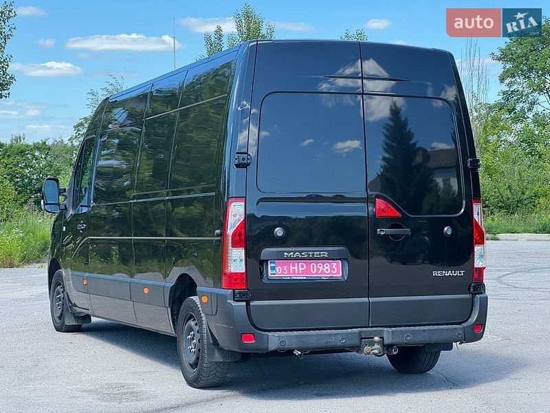 Вантажний фургон Renault Master 2021 в Рівному