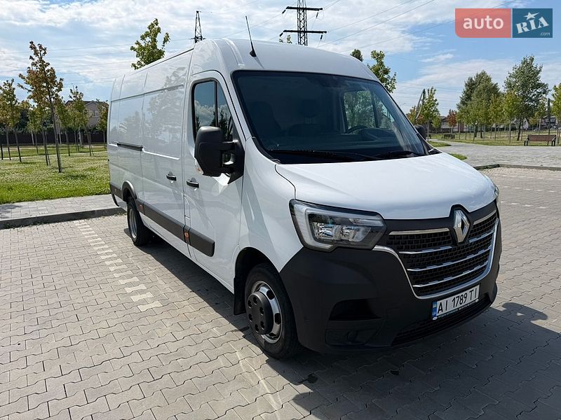 Микроавтобус грузовой (до 3,5т) Renault Master 2022 в Буче