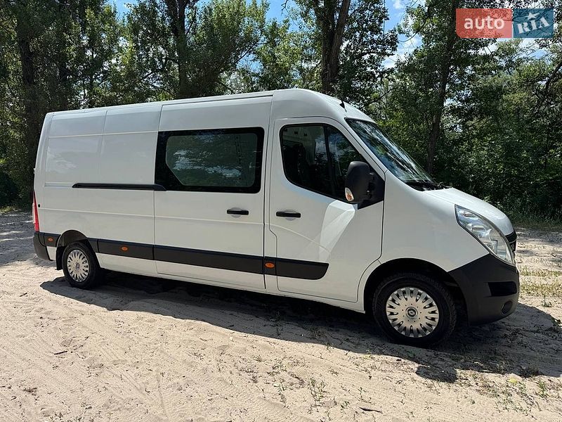 Грузовой фургон Renault Master 2015 в Полтаве