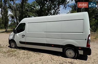 Грузовой фургон Renault Master 2015 в Полтаве