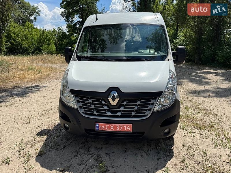 Грузовой фургон Renault Master 2015 в Полтаве