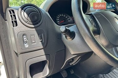 Грузовой фургон Renault Master 2015 в Полтаве