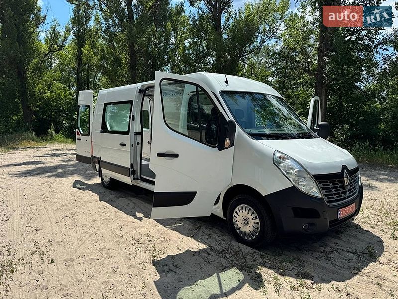 Грузовой фургон Renault Master 2015 в Полтаве