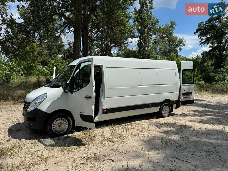 Грузовой фургон Renault Master 2015 в Полтаве