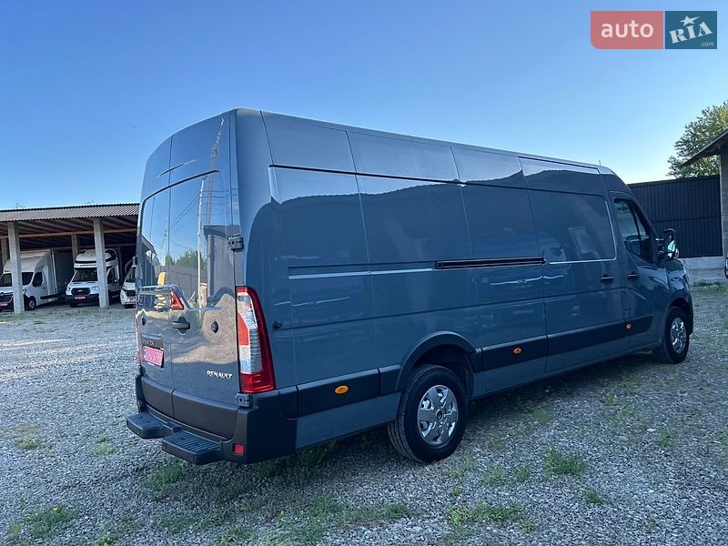 Вантажний фургон Renault Master 2022 в Хусті
