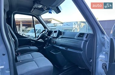 Вантажний фургон Renault Master 2022 в Хусті