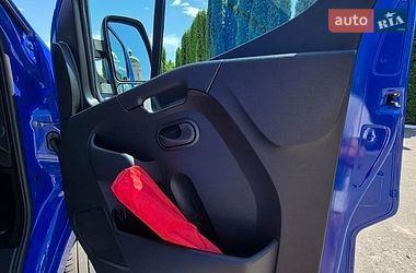 Грузовой фургон Renault Master 2022 в Дубно