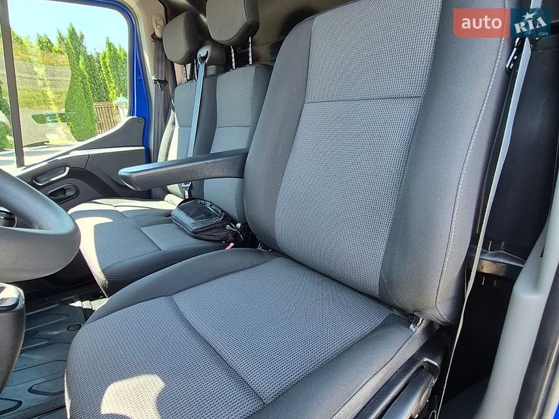 Грузовой фургон Renault Master 2022 в Дубно