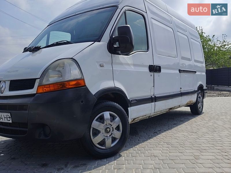 Вантажний фургон Renault Master 2005 в Любомлі