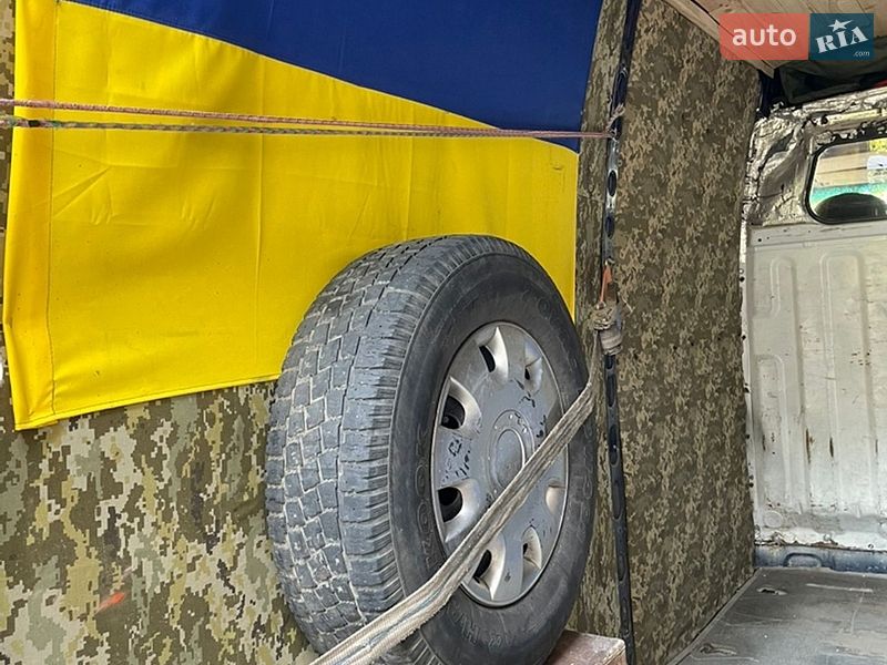 Грузовой фургон Renault Master 2007 в Богуславе