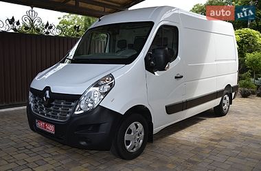 Вантажний фургон Renault Master 2017 в Полтаві