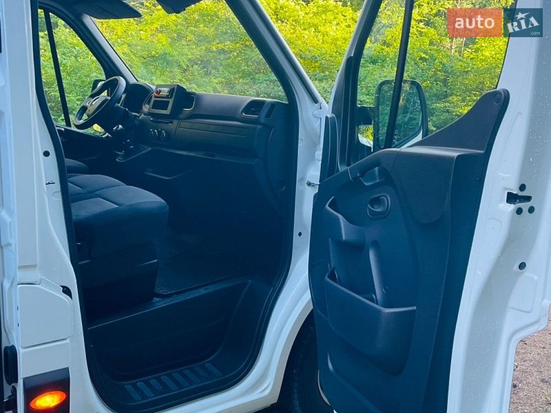 Вантажний фургон Renault Master 2021 в Ковелі