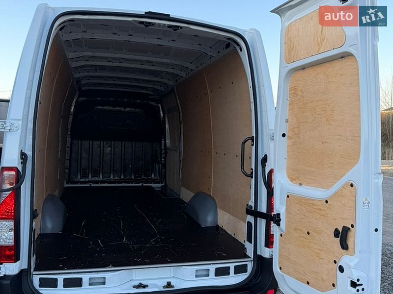 Вантажний фургон Renault Master 2022 в Ковелі