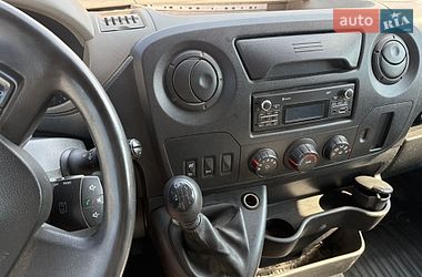 Другие грузовики Renault Master 2017 в Ровно