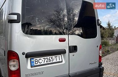 Грузовой фургон Renault Master 2006 в Рава-Русской
