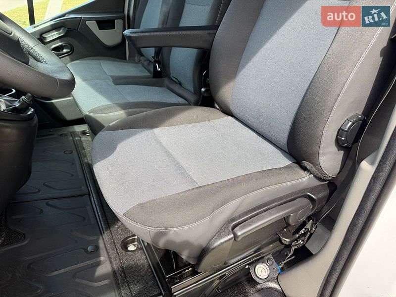 Вантажний фургон Renault Master 2019 в Ковелі