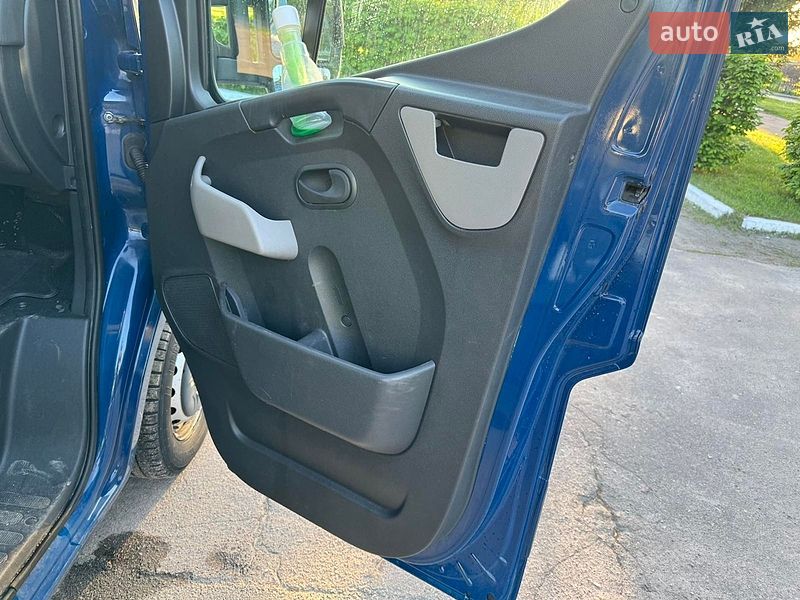 Автовоз Renault Master 2018 в Ємільчиному