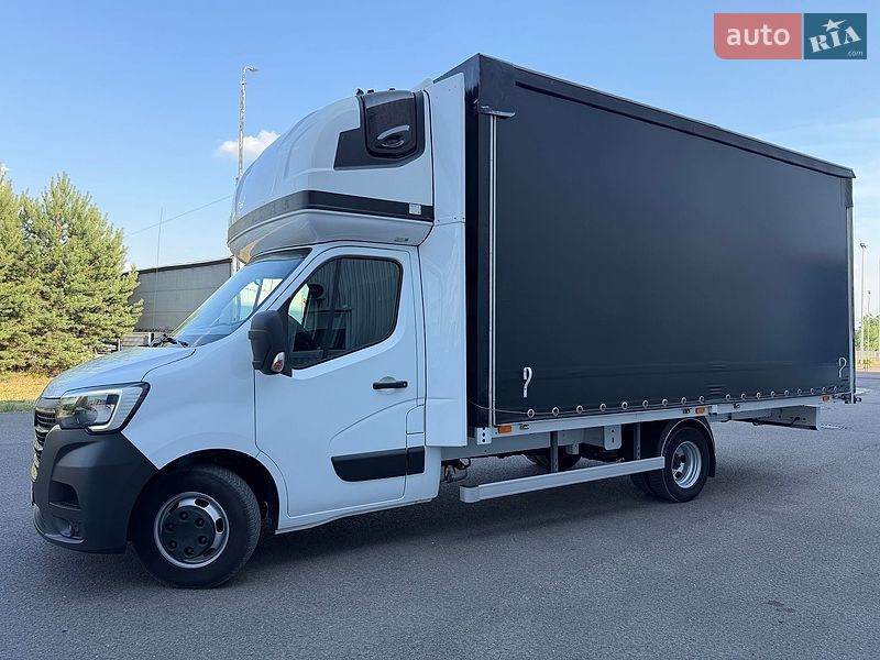 Renault Master 2023