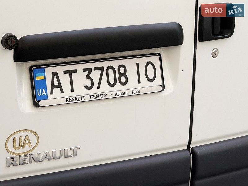 Мінівен Renault Master 2006 в Івано-Франківську
