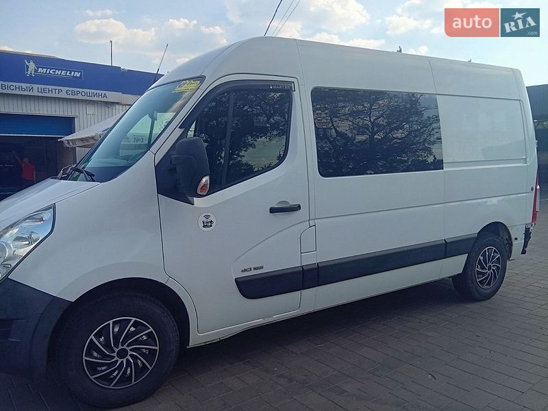 Микроавтобус Renault Master 2015 в Кривом Роге